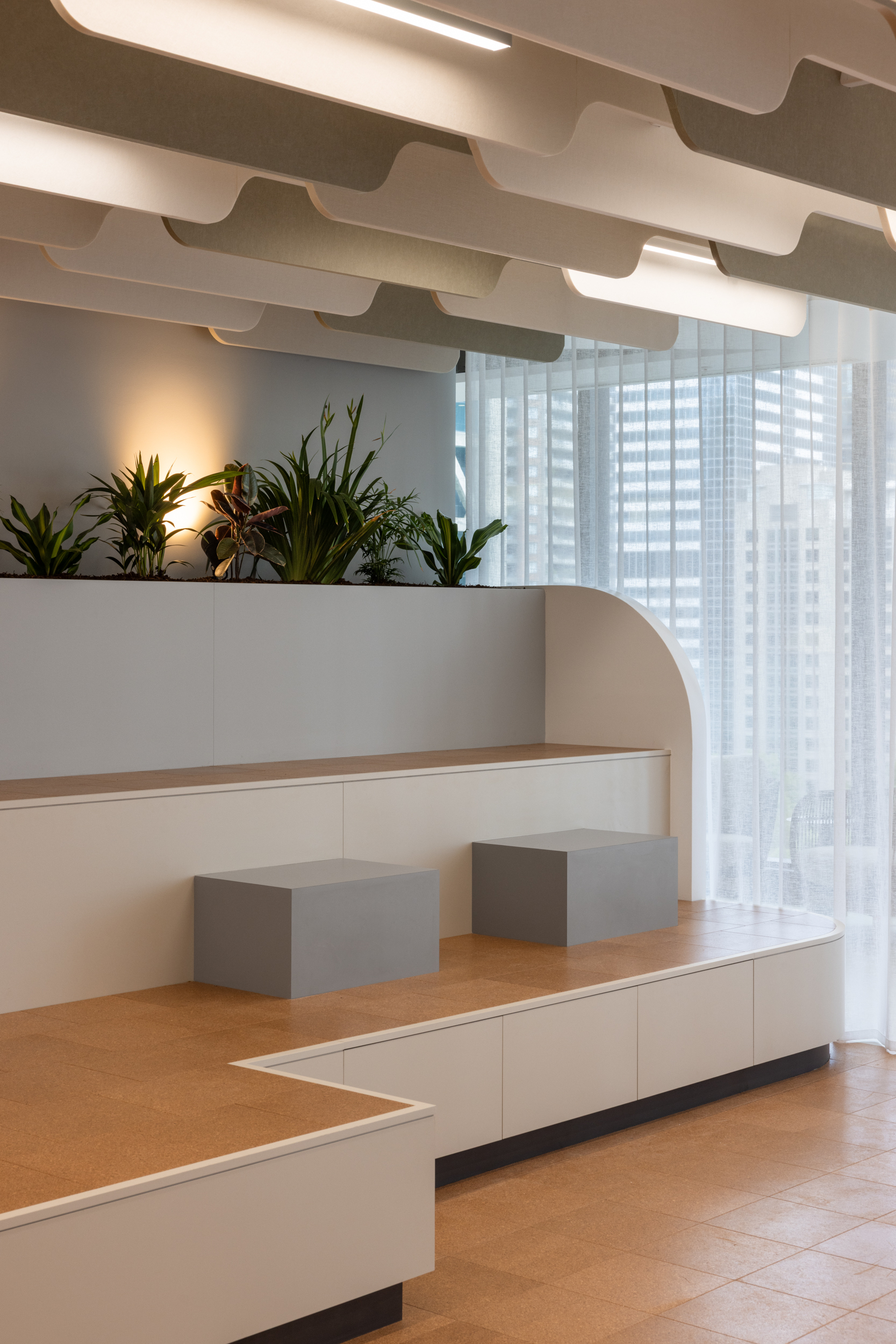 L14 Poly Centre 2.jpg