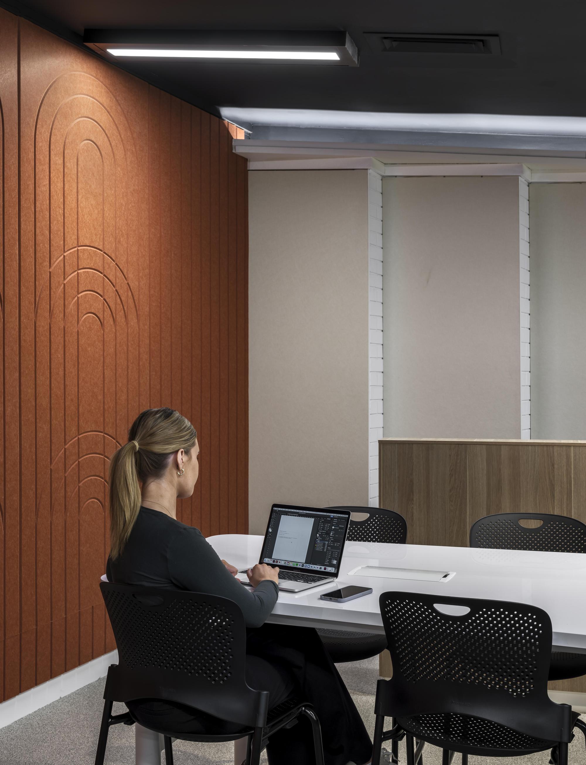 EchoPanel Empire 167 University of Adelaide Aaron Citt Photography Hero 1.jpg