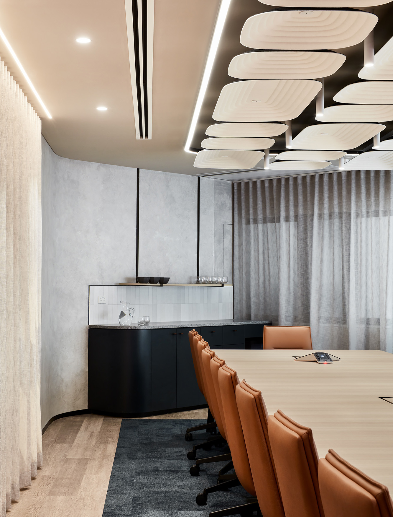 Region Group_Fuji Roku&Juni420_Photo Luc Remond_2_LO.jpg